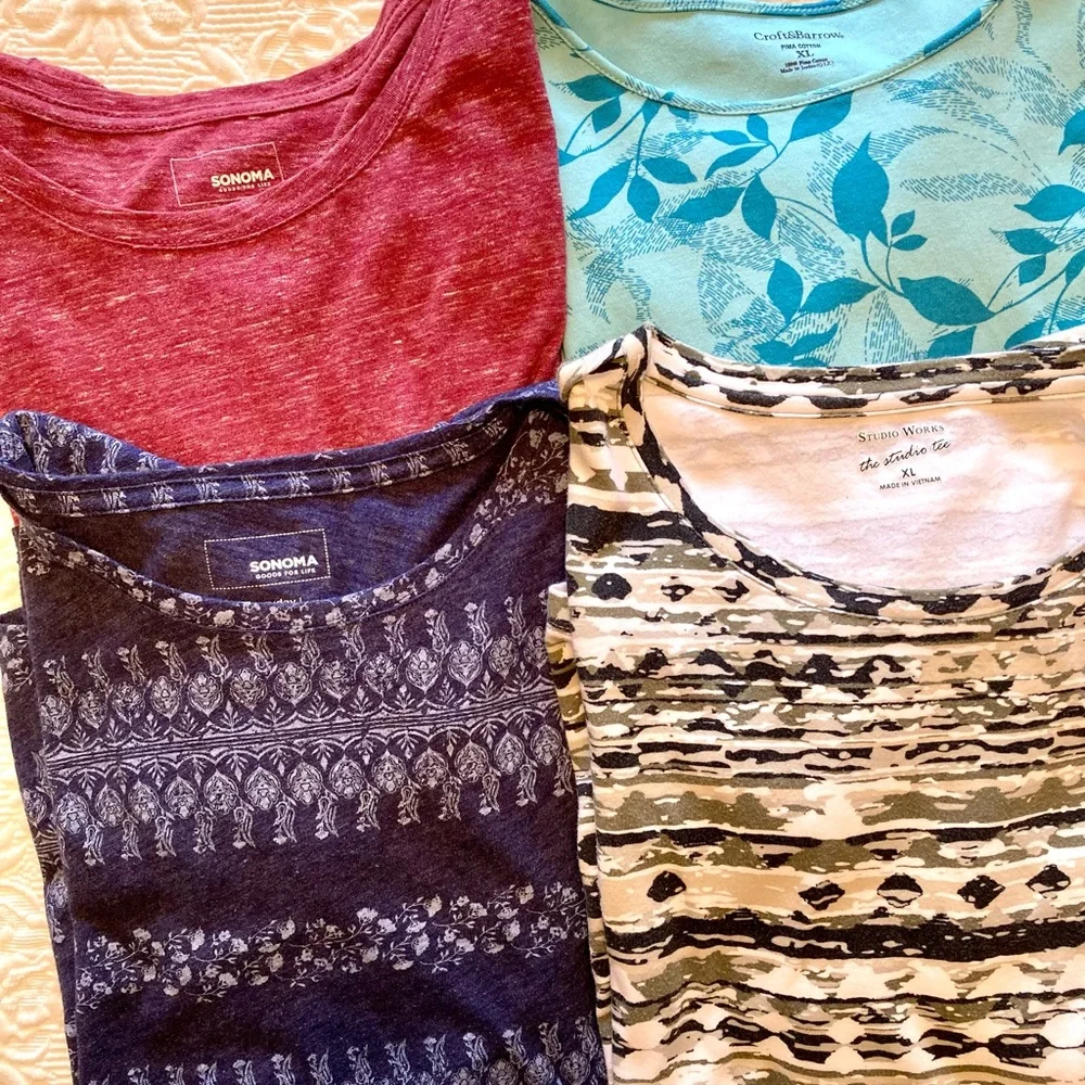 Women’s Tops Bundle - Picture 2 of 16